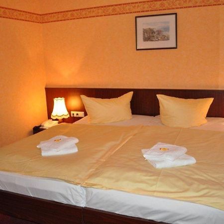 Hotel Ruegen Park Kg Gingst Room photo
